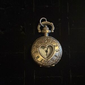 Quartz vintage mini pocket watch